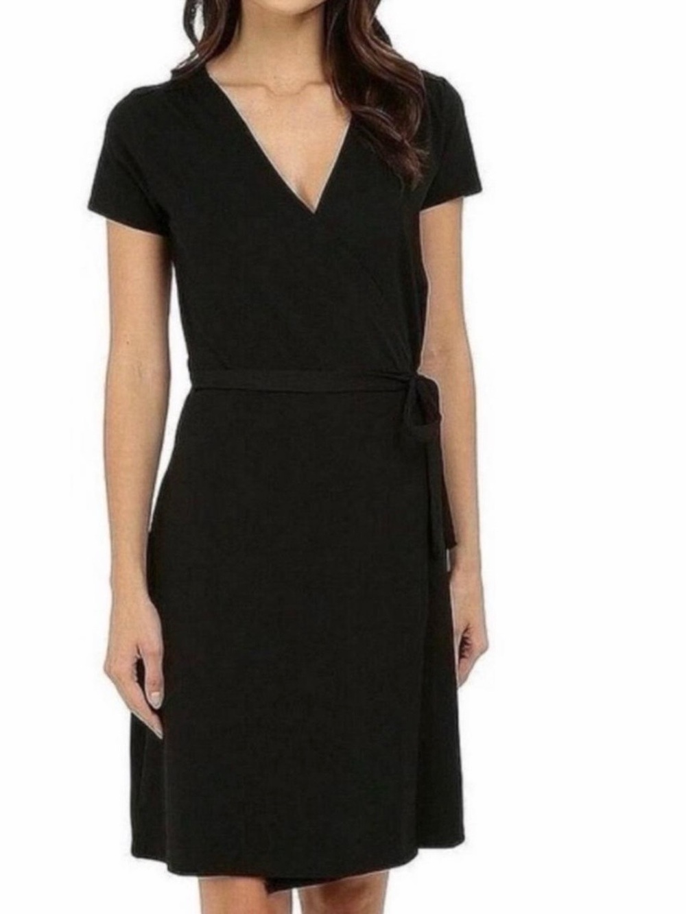 Pact Organic Cotton
Wrap dress black  minimalist casual sustainable Size Medium